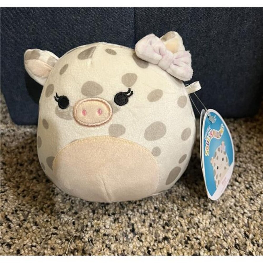 NWT Easter 2022 Rosie The Pig Spotted Bow 4.5” Squishmallows HTF
